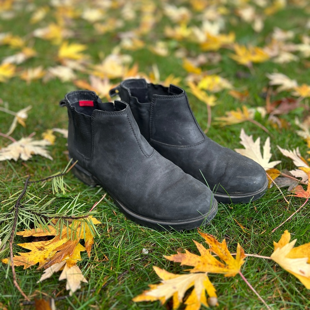 SOREL Emelie II Chelsea boot size 9.5 black
